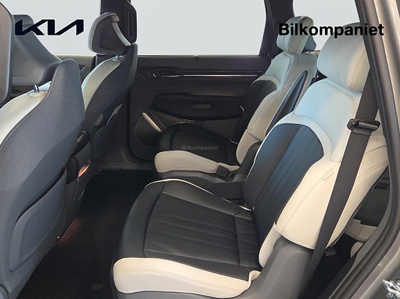 Kia EV9 9 of 17