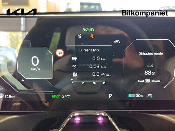 Kia EV9 11 of 17