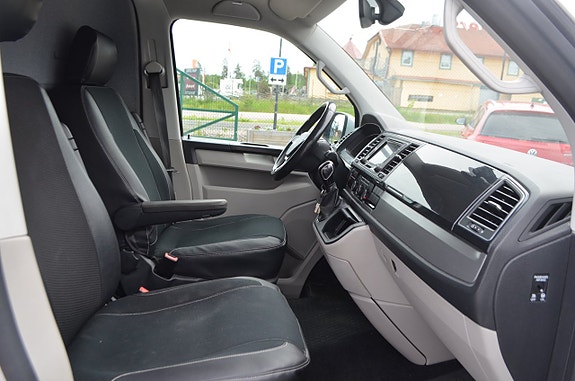 Volkswagen Transporter 13 of 20