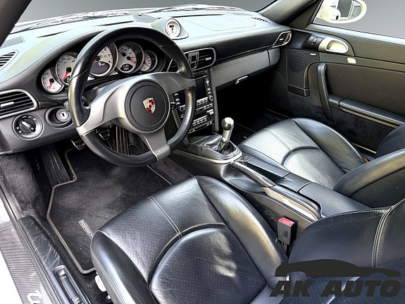 Porsche 911 Turbo 5 of 5
