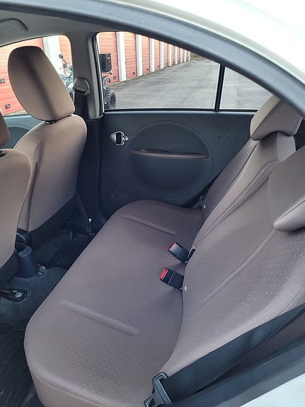 Citroen C-Zero 4 of 5