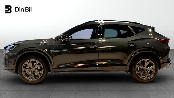 Cupra Formentor 2 of 5