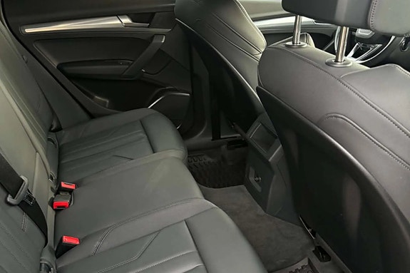 Audi Q5 6 of 11