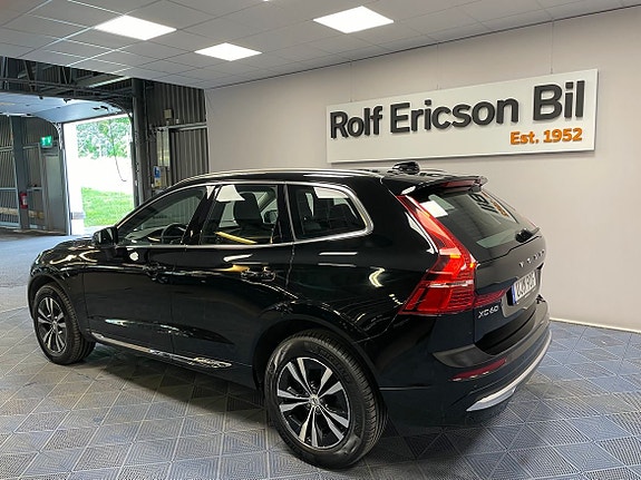 Volvo XC60 3 of 5