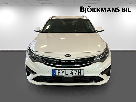 Kia Optima 2 of 5