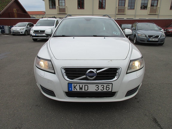 Volvo V50 5 of 30