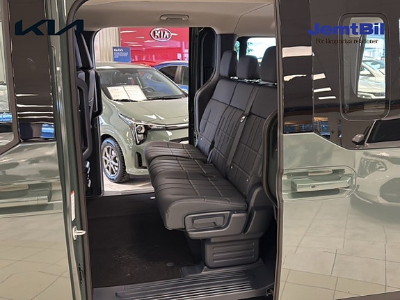 Kia PV5 7 of 13