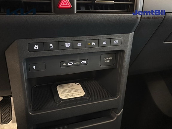 Kia PV5 10 of 13