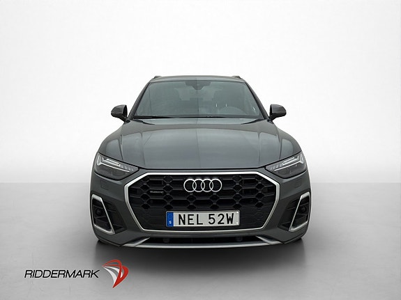 Audi Q5 2 of 5