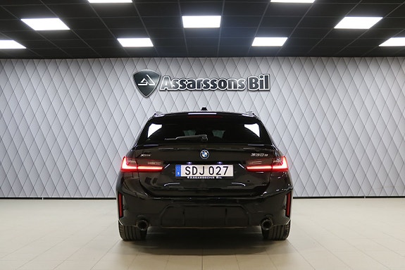 BMW 330e 5 of 30