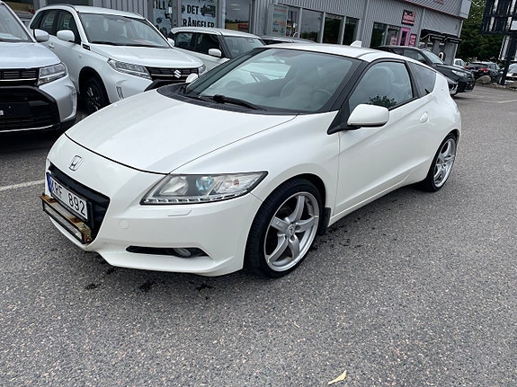 Honda CR-Z 2 of 10