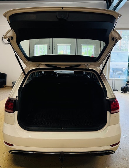 Volkswagen Golf VII 8 of 20