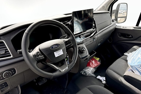 Ford Transit 4 of 5