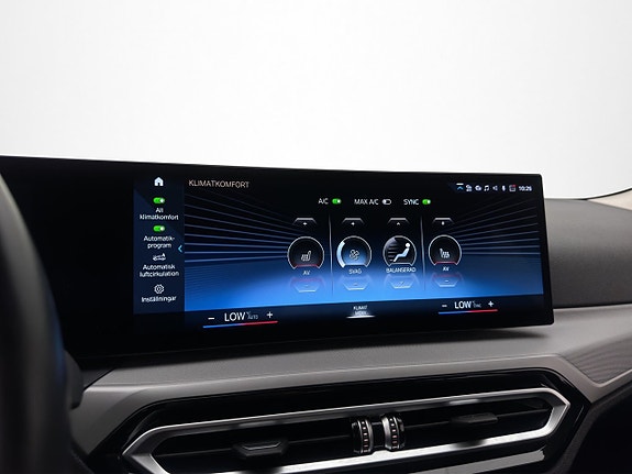 BMW 330e 20 of 30