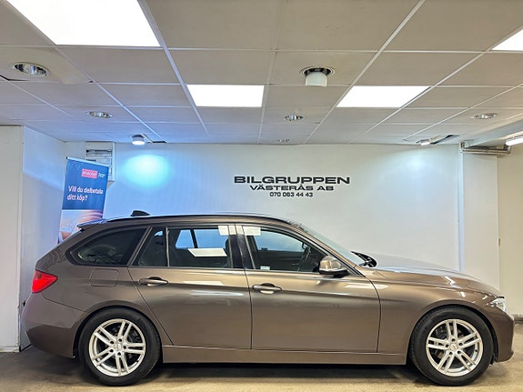 BMW 320d 6 of 17