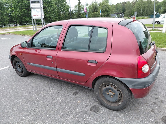 Renault Clio 3 of 5