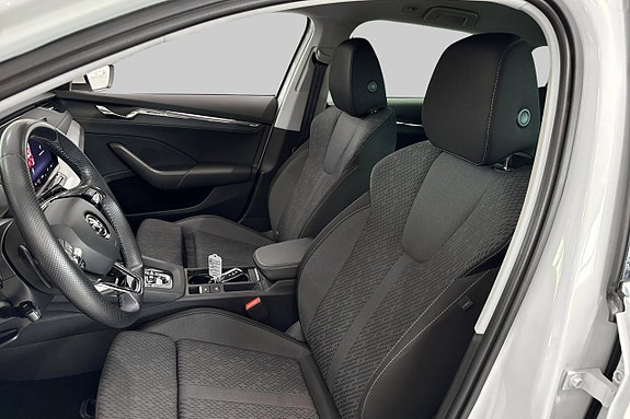 Skoda Octavia 8 of 12