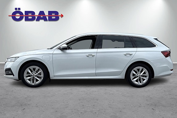 Skoda Octavia 4 of 5