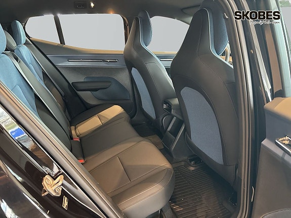 Volvo EX30 20 of 30