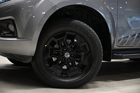 Nissan Navara 7 of 30