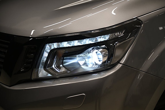 Nissan Navara 3 of 30