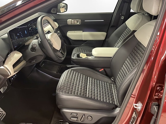 Kia EV4 8 of 14