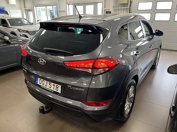 Hyundai Tucson 3 of 5