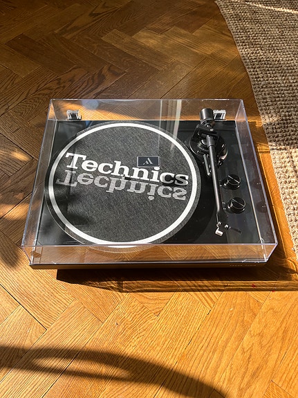 Product image 2 of 9