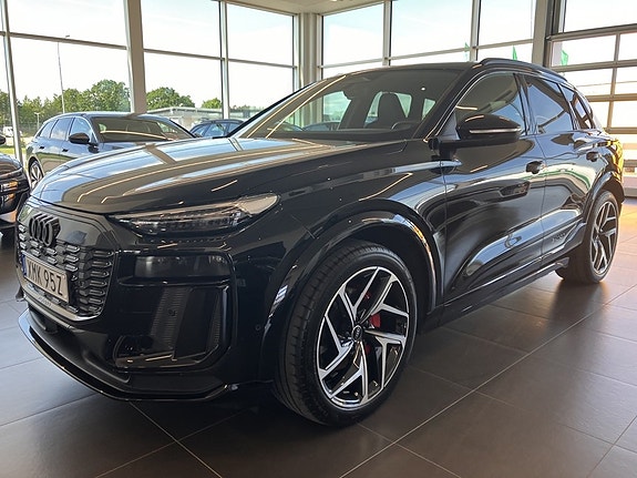 Audi Q6 e-tron 2 of 5