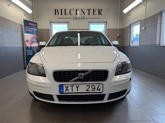Volvo S40 5 of 5