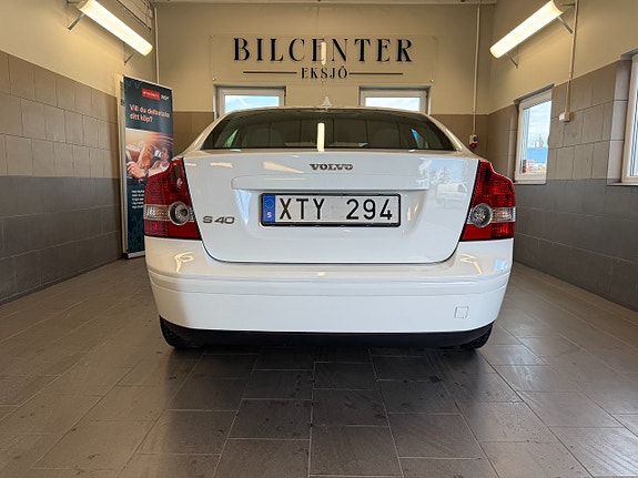 Volvo S40 6 of 12