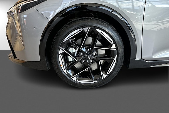 Kia K4 27 of 27