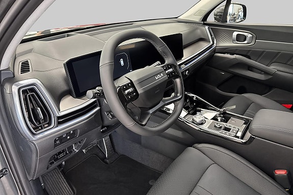 Kia Sorento 15 of 17