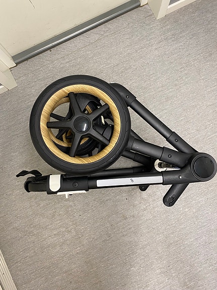 Product image 8 of 9