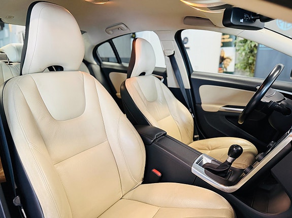 Volvo S60 21 of 21