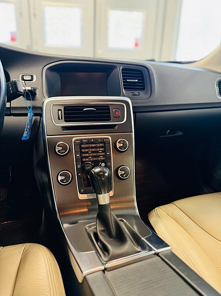 Volvo S60 17 of 21