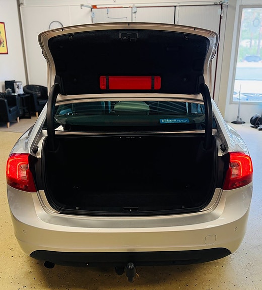 Volvo S60 7 of 21