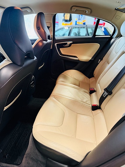 Volvo S60 14 of 21
