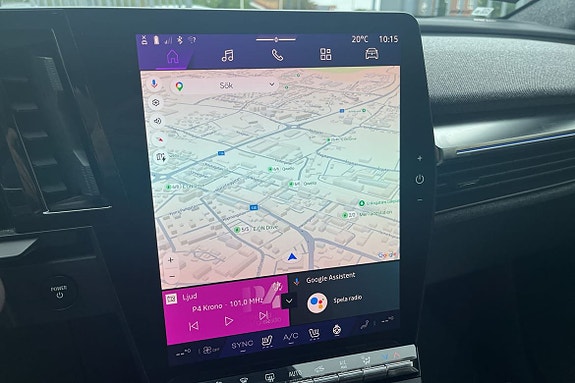Renault Scenic E-Tech 16 of 18