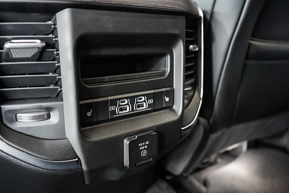 Dodge RAM 17 of 30