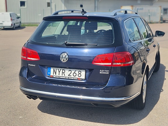 Volkswagen Passat 3 of 5