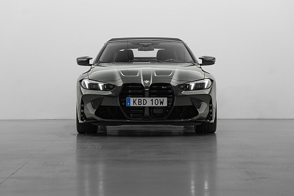 BMW M4 5 of 5