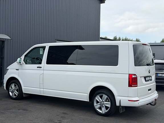 Volkswagen Caravelle 7 of 18