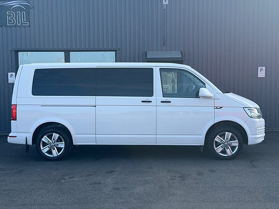 Volkswagen Caravelle 6 of 18