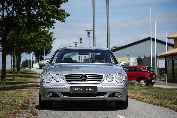 Mercedes-Benz CL500 3 of 5