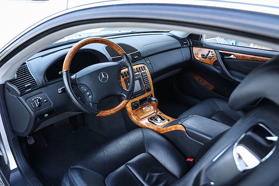 Mercedes-Benz CL500 13 of 22