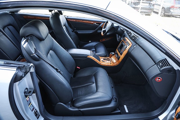 Mercedes-Benz CL500 16 of 22