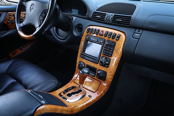 Mercedes-Benz CL500 18 of 22