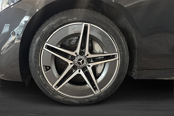 Mercedes-Benz C300 e 5 of 5