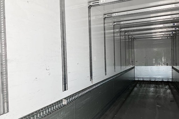 Briab BRIAB 4 AXLAT SLÄP, BAKGAVELLYFT, BOMMAR INGÅR 12 of 15